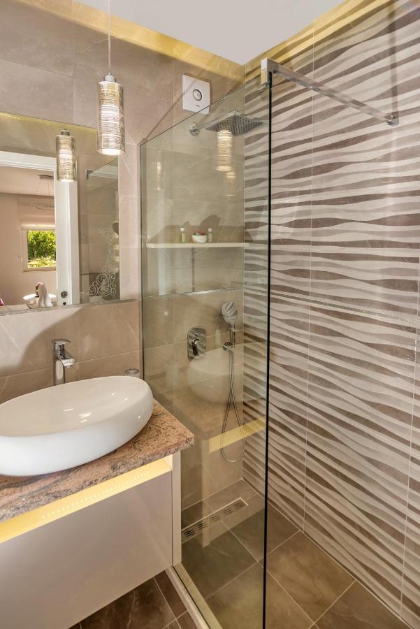 Apartments Vujicic Тиват Экстерьер фото
