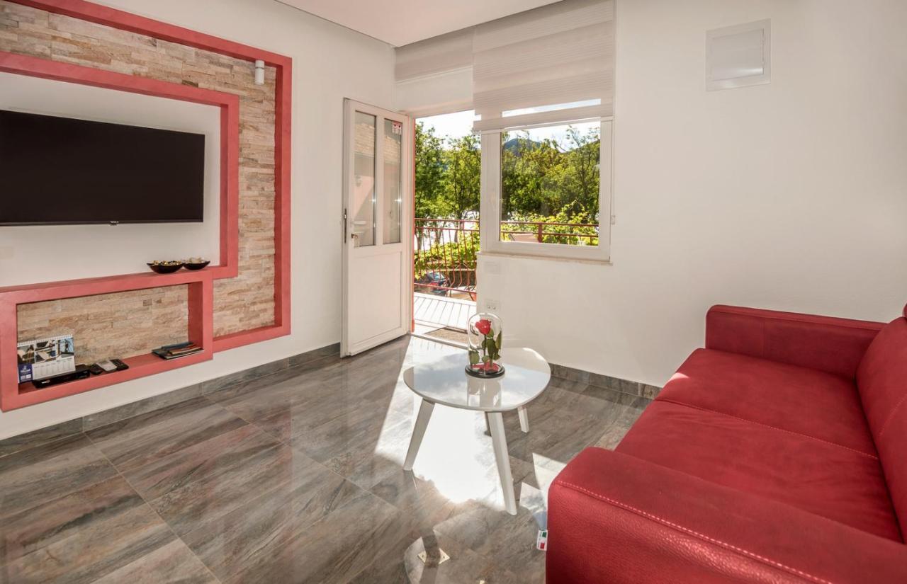 Apartments Vujicic Тиват Экстерьер фото